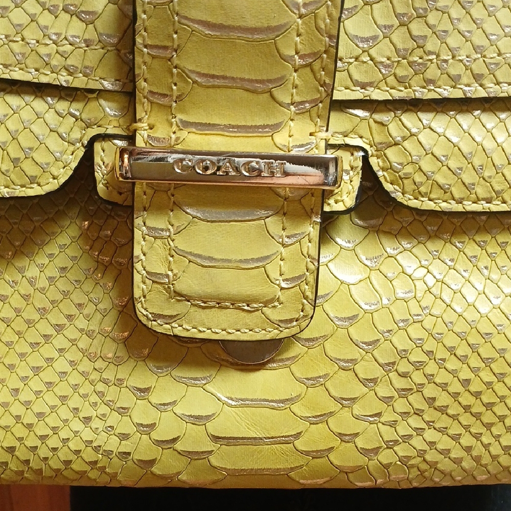 Coach Yellow  Shoulder Bag - Picture 3 of 9
